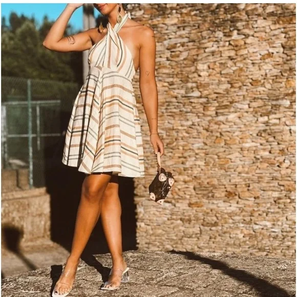 ZARA linen blend halter summer dress. Large - Picture 4 of 8